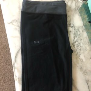 (SOLD) Under Armour Insulated Leggings